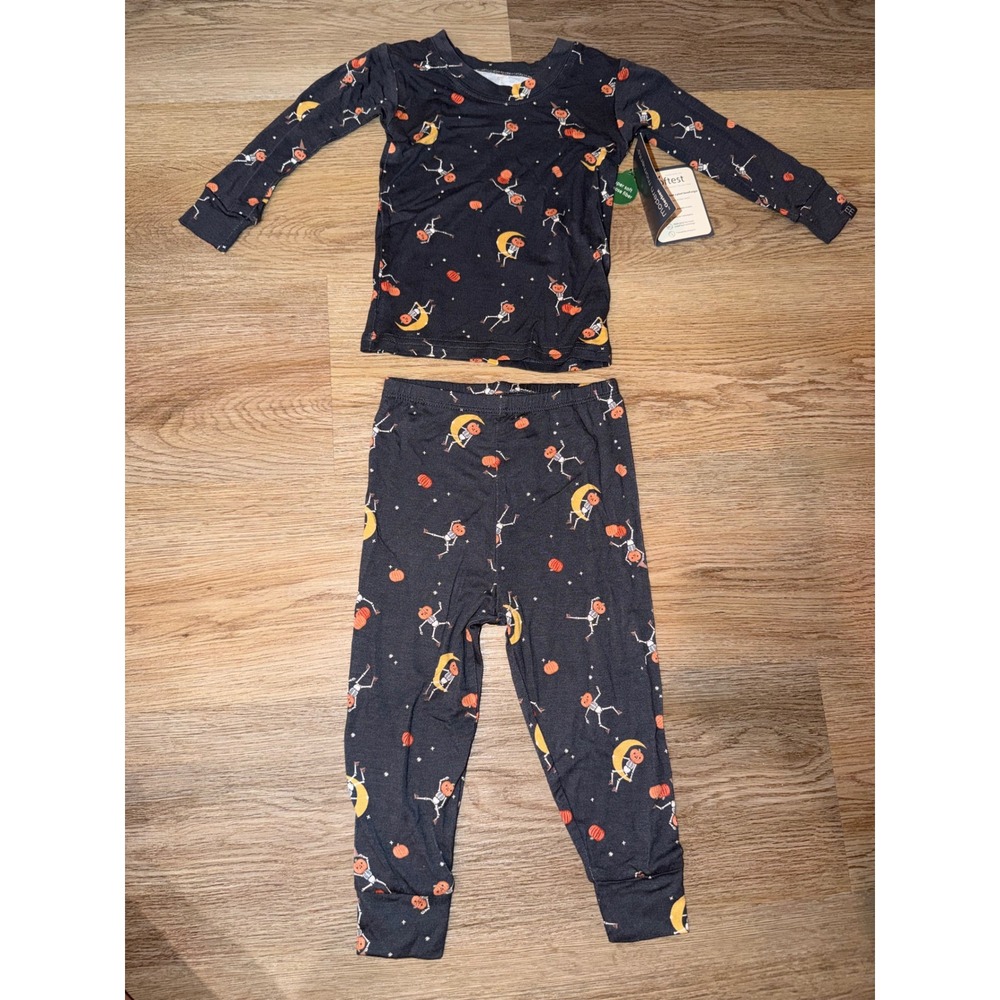 Kids halloween pajamas 2T
